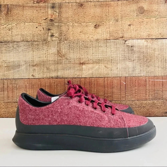 NWT Under Armour Sportswear Maroon UAS Club - Picture 1 of 6